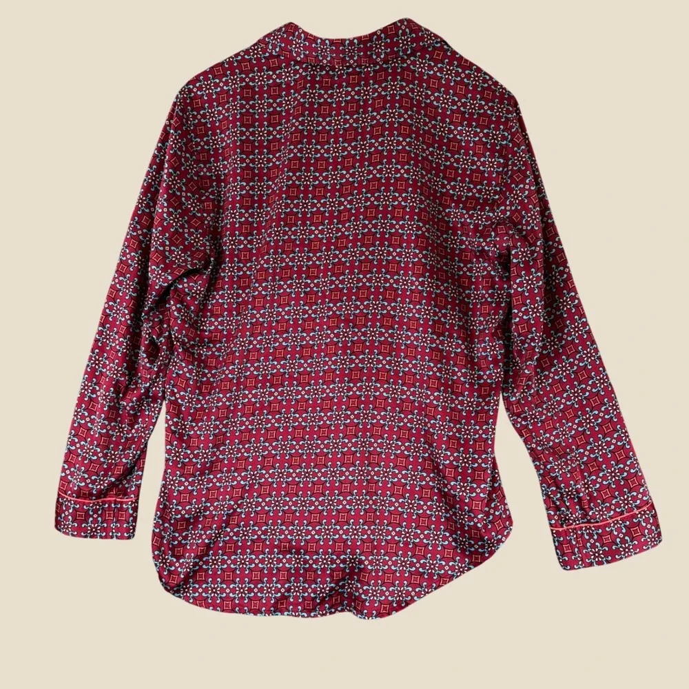 Victoria's Secret Burgundy Medallion Print Pajama Top Long Sleeve Size M